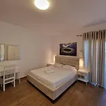 Hotel Queen Margaret Seaside